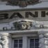 La banca, l'istituto che per definizione eroga credito a famiglie e imprese