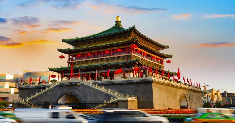 Uno dei simboli della Cina, la Torre dell'Orologio di Xian